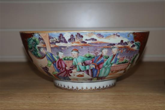 A Chinese famille rose mandarin bowl, Qianlong diameter 26cm